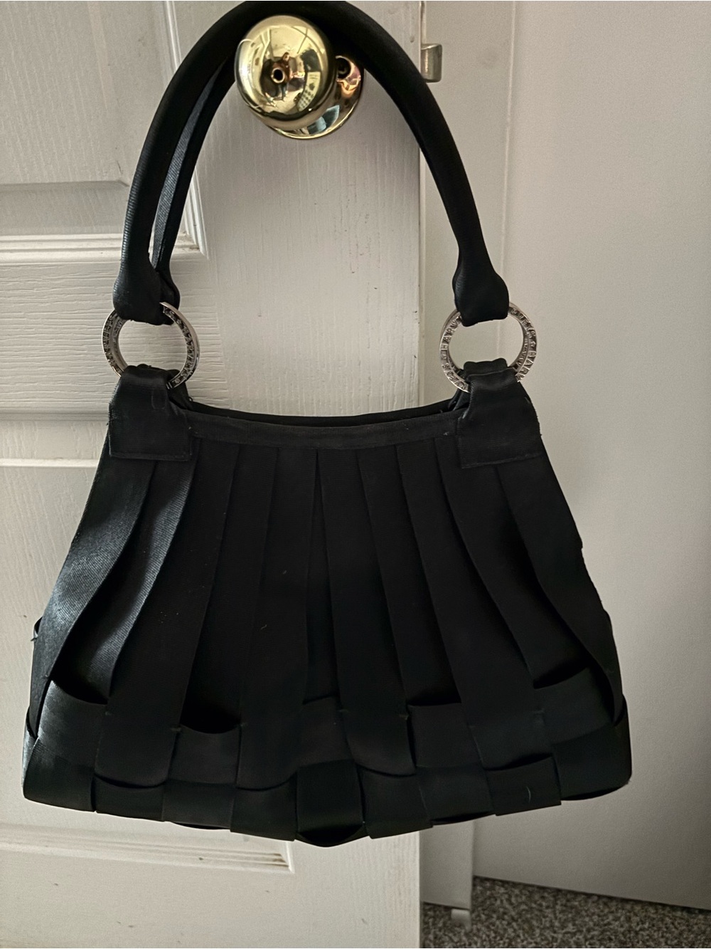 HARVEYS STELLA Black Women's Seatbelt Satchel Handbag